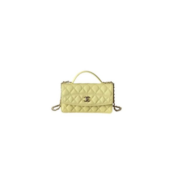 CHANEL Chain Clutch