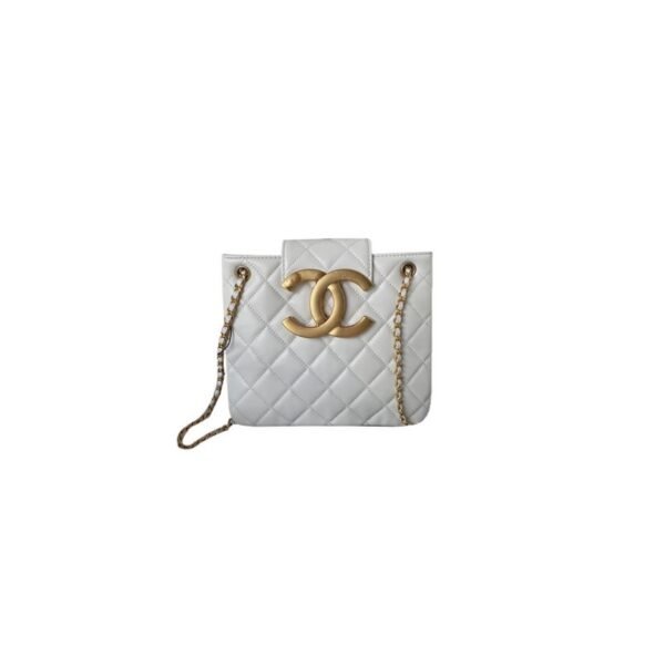 CHANEL 24C