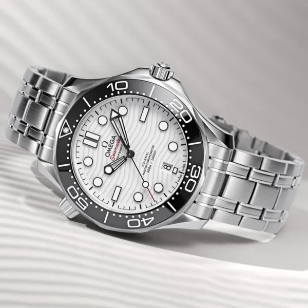 DIVER 300M CO?AXIAL MASTER CHRONOMETER 42 MM-210.30.42.20.04.001 - Image 10