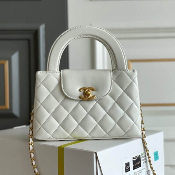 CHANEL KELLY BAG - Image 2
