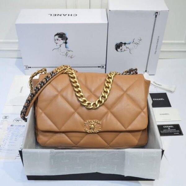 CHANEL 19 MAXI HANDBAG - Image 2