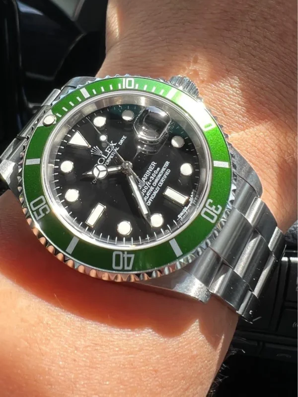 Rolex Submariner 16610LV-93250 black dial watch - Image 3