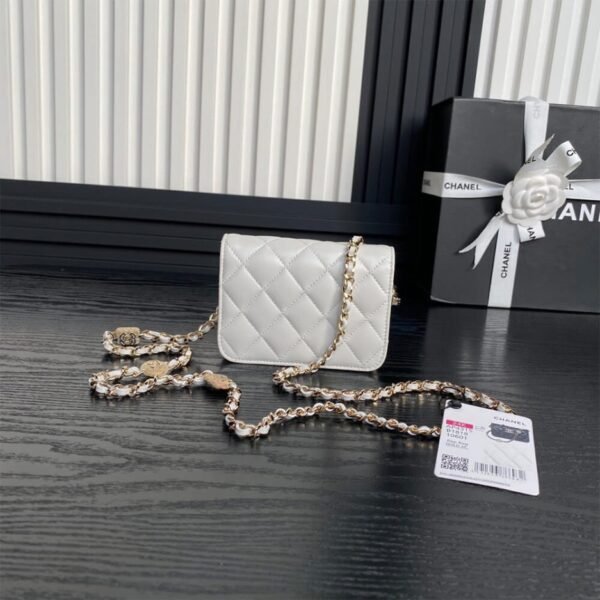 CHANEL Clutch With Chain(high-end grade) - Image 3