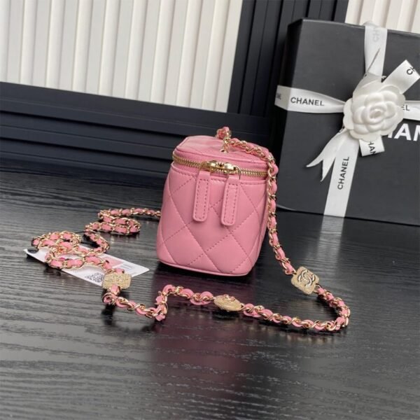 CHANEL Small Vanity with Chain(HIGH-END GRADE) - Image 3