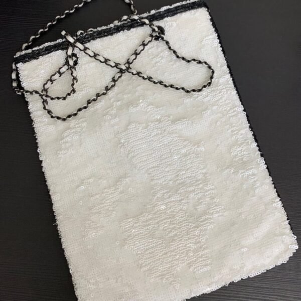 CHANEL SHOPPING BAG - Image 3