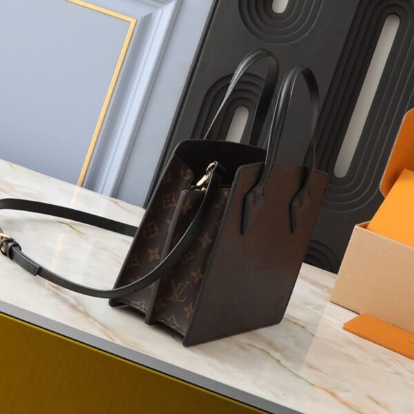 LV Varenne - Image 3