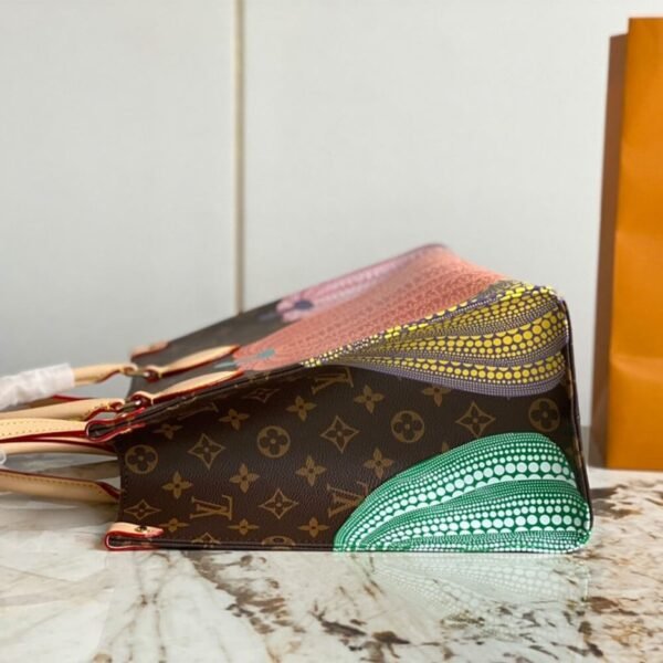 LV x YK OnTheGo MM - Image 4