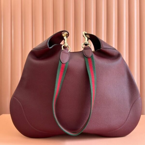 Gucci B medium shoulder bag - Image 4