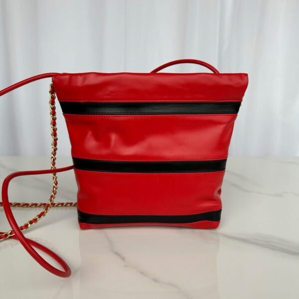 CHANEL 22 MINI HANDBAG - Image 4