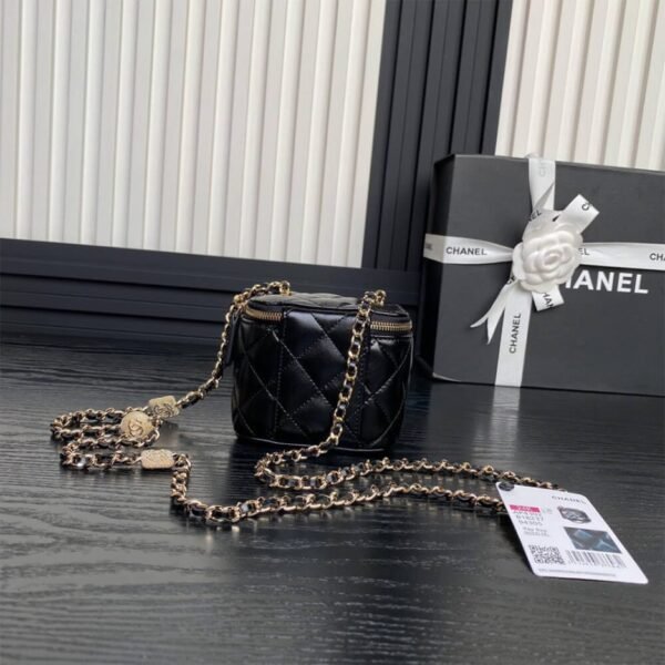 CHANEL Small Vanity with Chain(HIGH-END GRADE) - Image 4