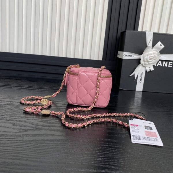 CHANEL Small Vanity with Chain(HIGH-END GRADE) - Image 4