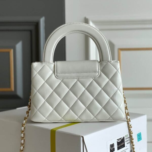 CHANEL KELLY BAG - Image 4