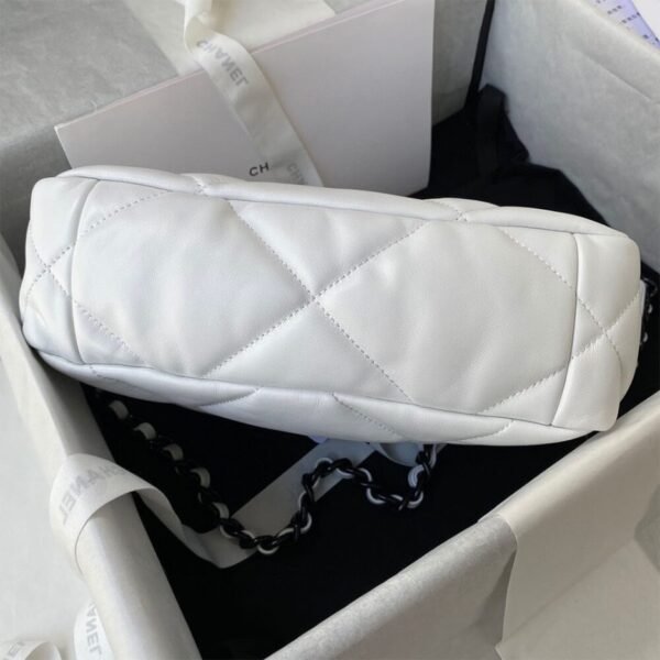 CHANEL 19 HANDBAG - Image 4