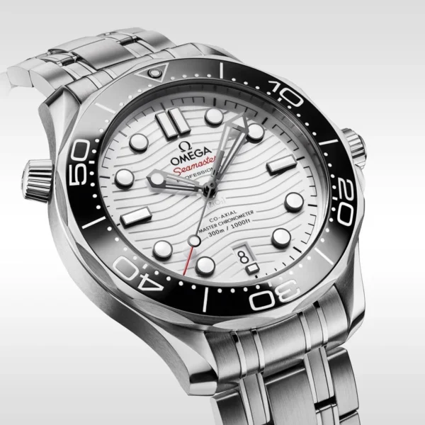DIVER 300M CO?AXIAL MASTER CHRONOMETER 42 MM-210.30.42.20.04.001 - Image 3