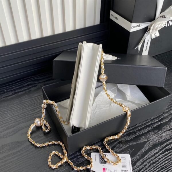 CHANEL Flap Phone Holder with Chain(HIGH-END GRADE) - Image 5