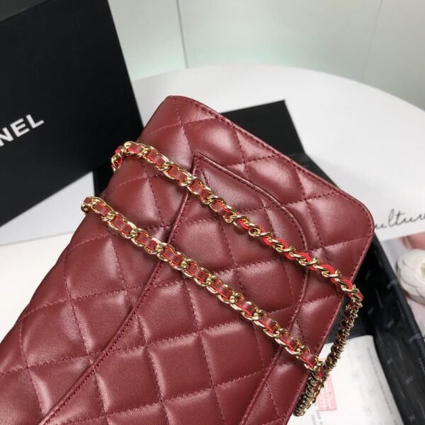CHANEL WALLET ON CHAIN - Image 5