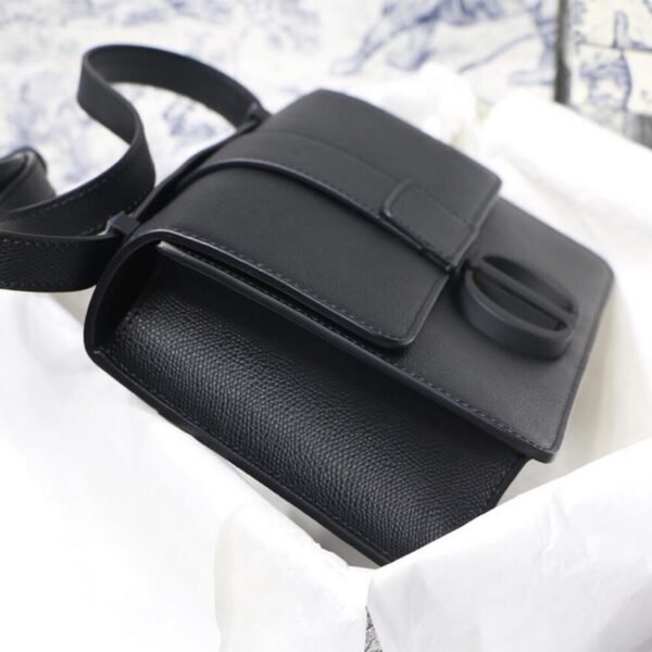 30 MONTAIGNE BAG - Image 5