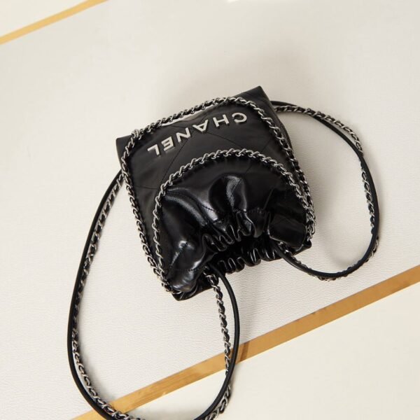 CHANEL 22 MINI HANDBAG - Image 5