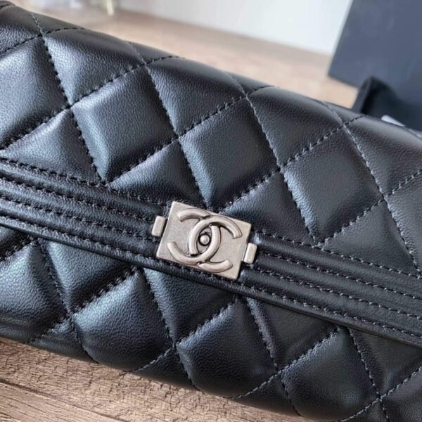 Chanel classic long wallet - Image 6