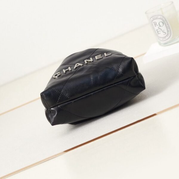 CHANEL 22 MINI HANDBAG - Image 6