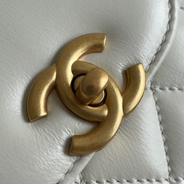 CHANEL KELLY BAG - Image 6