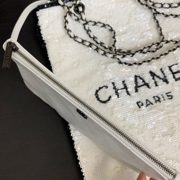 CHANEL SHOPPING BAG - Image 6