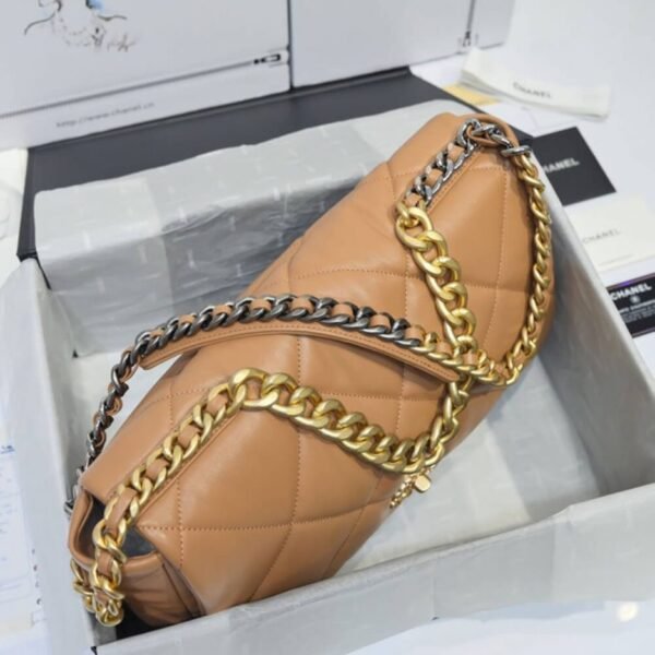 CHANEL 19 MAXI HANDBAG - Image 6