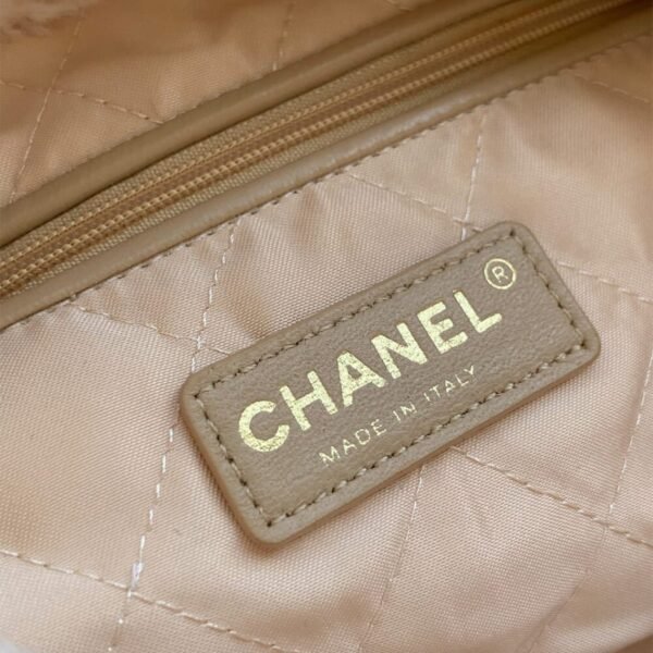 CHANEL 22 SMALL HANDBAG - Image 7