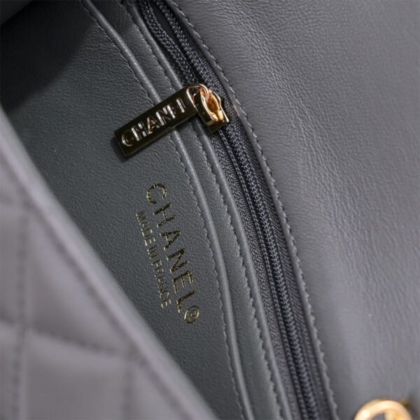 Chanel MINI FLAP BAG - Image 7