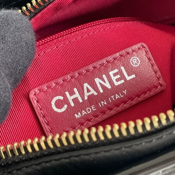 CHANEL’S GABRIELLE SMALL HOBO BAG - Image 7