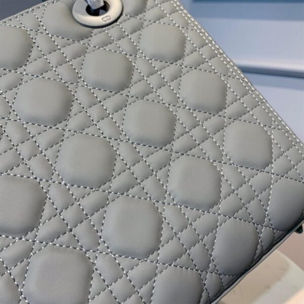 DIOR MEDIUM LADY DIOR BAG - Image 7