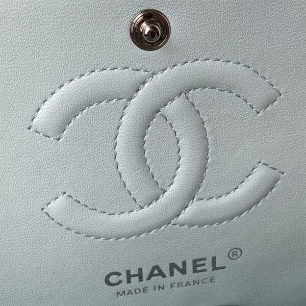 SMALL CLASSIC HANDBAG - Image 7
