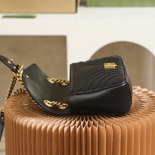 GG Marmont small shoulder bag - Image 8