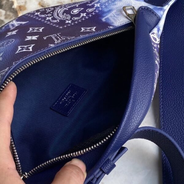 Discovery Bumbag PM - Image 8