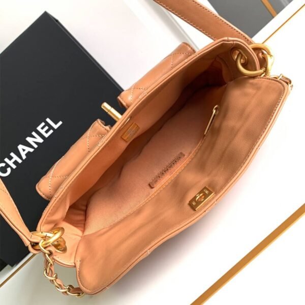 Chanel 24P hobo - Image 8