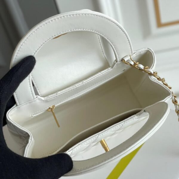 CHANEL KELLY BAG - Image 8