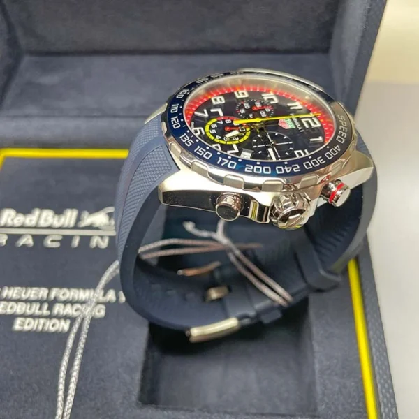 TAG HEUER FORMULA 1 X RED BULL RACING Quartz Chronograph - Diameter 43 mm CAZ101AL.FT8052 - Image 9