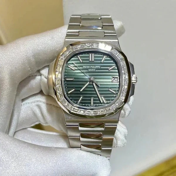 Patek Philippe Nautilus 5711/1300A-001(AAAAA Version) - Image 3