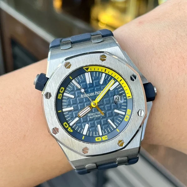 ROYAL OAK OFFSHORE DIVER SPECIAL EDITION Ref. 15710ST.OO.A027CA.01 - Image 6